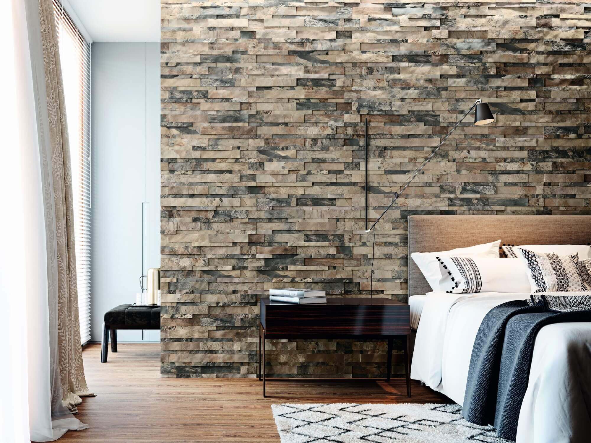 Natural stone for walls and corners