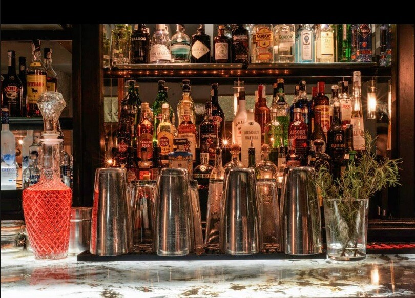NEO TAPAS AND COCKTAILS