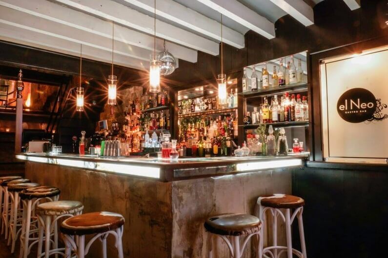 NEO TAPAS AND COCKTAILS