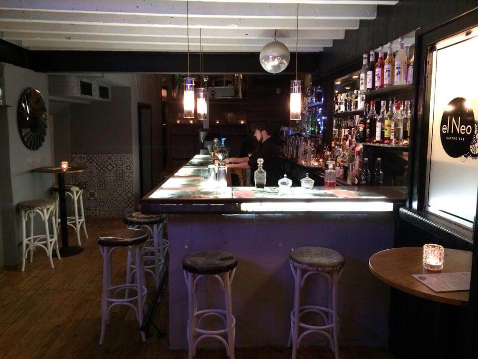 NEO TAPAS AND COCKTAILS