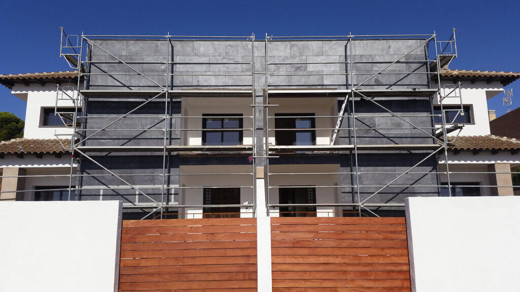 STONES FACADE TOWNHOUSE